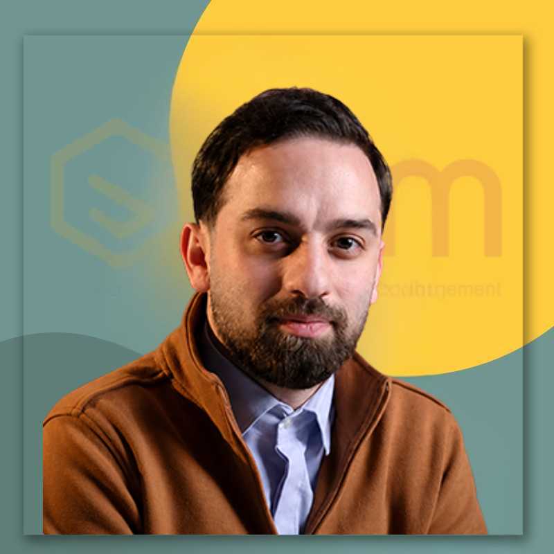 کارشناس شبکه های اجتماعی
